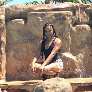 Meet your Posher, Haley